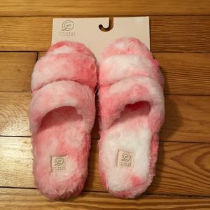 Pink Tie Dye Faux Fur Slippers